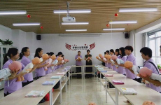 广州月嫂培训,助力新手妈妈掌握育儿技能，开启幸福育儿之旅